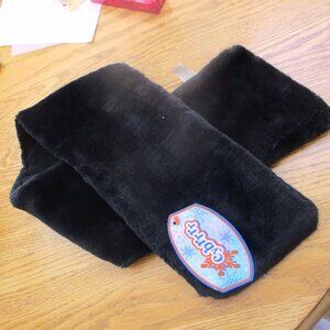 Cybrrrr Isotoner Fashion Accessory Black Scarf Soft Furry Neck Scarf Wrap 33" lo